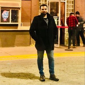 Meet your Posher, Syed